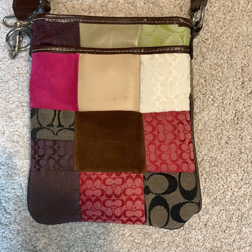 Vintage- Coach Patch Quilt Crossbody - Picture 6 of 9